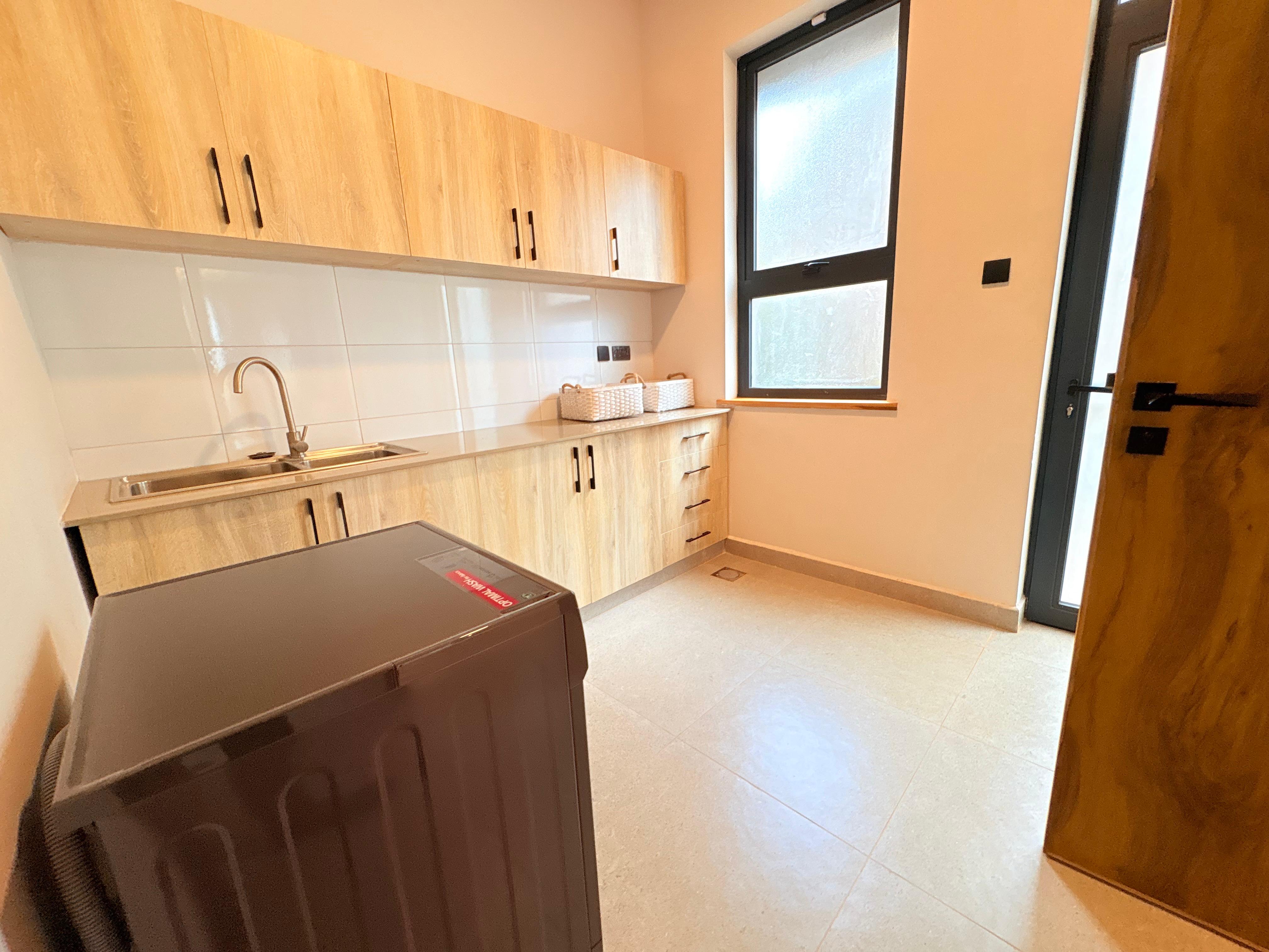 4-Bedroom Townhouse + DSQ for Sale in Loresho image 10 in Loresho, Nairobi